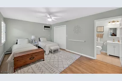 109 Carlson Pkwy, Cedar Grove, NJ 07009 - Photo 14