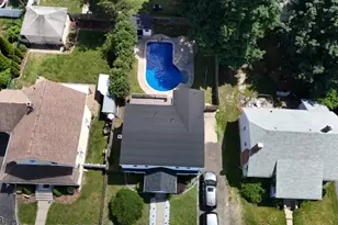 13 First St, Mahwah, NJ 07430 - Photo 2