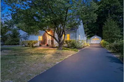 231 Milltown Rd, East Brunswick Township, NJ 08816 - Photo 16
