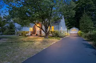 231 Milltown Rd, East Brunswick Township, NJ 08816 - Photo 16