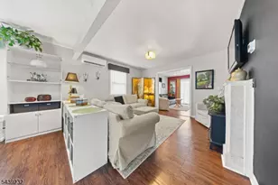 72 Robertson Ave, Hawthorne, NJ 07506 - Photo 10