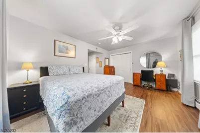 72 Robertson Ave, Hawthorne, NJ 07506 - Photo 18