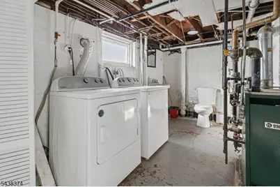 1312 Dewitt Ter, Linden, NJ 07036 - Photo 30