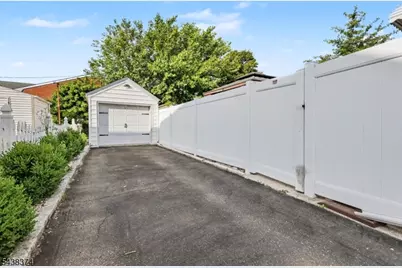 1312 Dewitt Ter, Linden, NJ 07036 - Photo 40