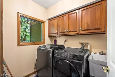 60 Park Rd, Parsippany, NJ 07054 - Photo 24