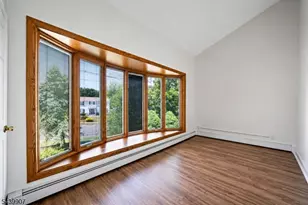 128 Beverly Rd, Fairfield, NJ 07004 - Photo 30