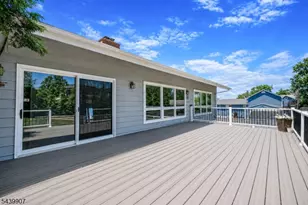 128 Beverly Rd, Fairfield, NJ 07004 - Photo 14