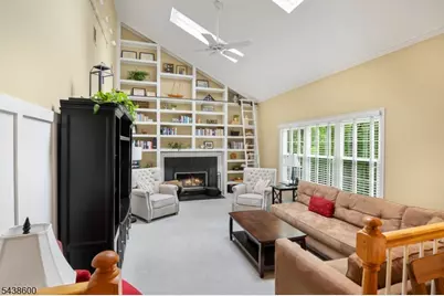 7 Lighthouse Cir, Jefferson Township, NJ 07849 - Photo 16