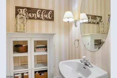 7 Lighthouse Cir, Jefferson Township, NJ 07849 - Photo 20