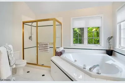 7 Lighthouse Cir, Jefferson Township, NJ 07849 - Photo 24
