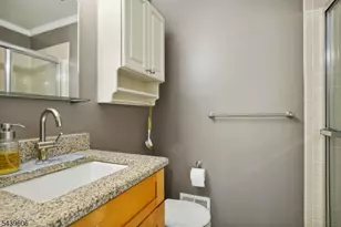96 Baldwin Ct, Bernards Township, NJ 07920 - Photo 8