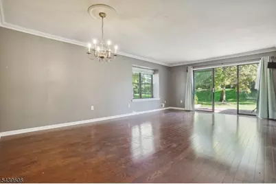 96 Baldwin Ct, Bernards Township, NJ 07920 - Photo 4
