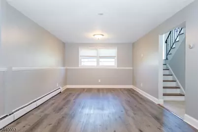 8 Kennedy Dr, Fairfield, NJ 07004 - Photo 20