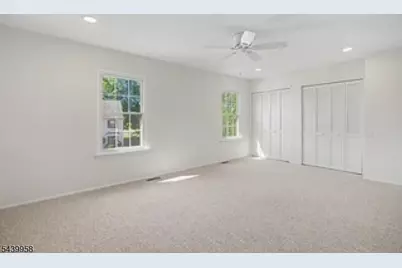 802 Brokaw Ct #B, Bridgewater, NJ 08807 - Photo 14