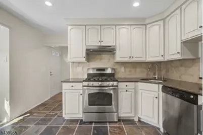 802 Brokaw Ct #B, Bridgewater, NJ 08807 - Photo 8