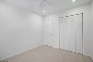 802 Brokaw Ct, Bridgewater, NJ 08807 - Photo 6