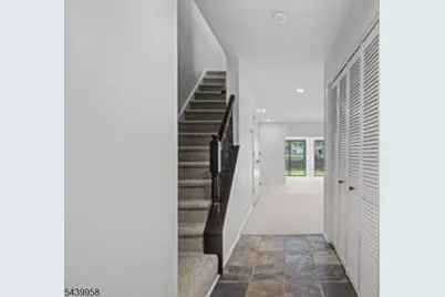 802 Brokaw Ct #B, Bridgewater, NJ 08807 - Photo 18