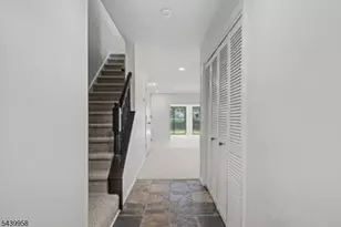 802 Brokaw Ct, Bridgewater, NJ 08807 - Photo 18