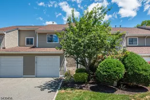 50 Castle Ridge Dr, East Hanover Township, NJ 07936 - Photo 2