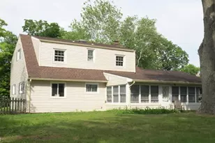 260 Nagle St, Bridgewater, NJ 08805 - Photo 2