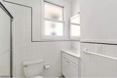 114 Shippen St #2, Weehawken, NJ 07086 - Photo 14