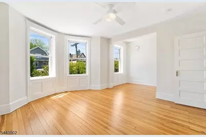 114 Shippen St #2, Weehawken, NJ 07086 - Photo 2