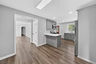 3 Fulper Pl, Clinton Township, NJ 08809 - Photo 4
