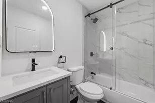 432 S 10th St, Newark, NJ 07103 - Photo 8