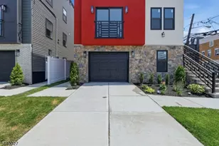 438 S 10th St, Newark, NJ 07103 - Photo 4