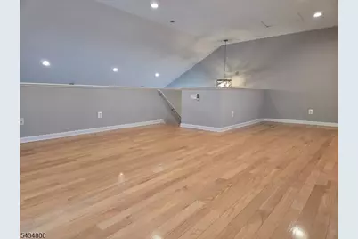 313 Winthrop Dr, Nutley, NJ 07110 - Photo 12