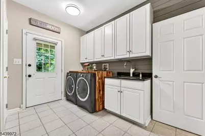 836 Atkinson Cir, Hillsborough Township, NJ 08844 - Photo 16