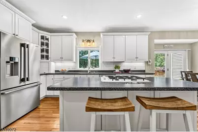 836 Atkinson Cir, Hillsborough Township, NJ 08844 - Photo 10