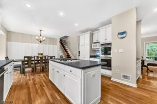 836 Atkinson Cir, Hillsborough Township, NJ 08844 - Photo 12