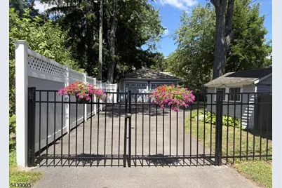 88 Edgemont Rd, Montclair, NJ 07043 - Photo 44