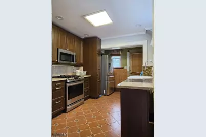 103 Smallwood Ave, Belleville, NJ 07109 - Photo 12