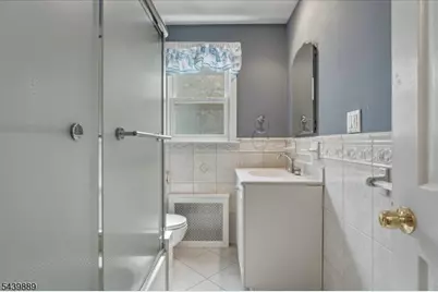 41 Sycamore Ave, Berkeley Heights Township, NJ 07922 - Photo 14