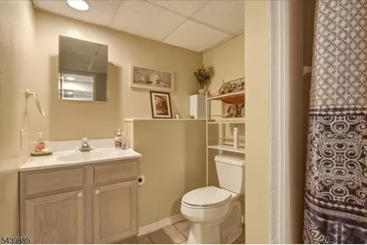 41 Sycamore Ave, Berkeley Heights Township, NJ 07922 - Photo 18
