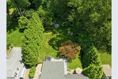 41 Sycamore Ave, Berkeley Heights Township, NJ 07922 - Photo 28