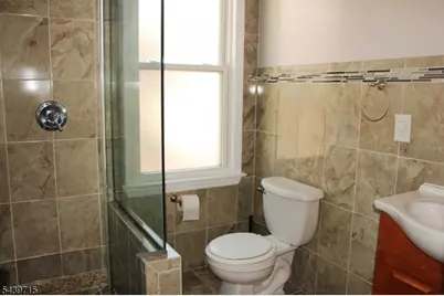 420 Lakeview Ave, 2nd Floor, Clifton, NJ 07011 - Photo 12