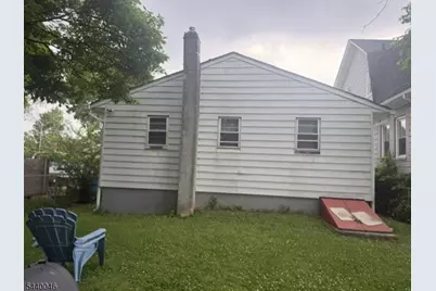 1015 Oak St, Roselle, NJ 07203 - Photo 4