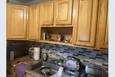 1015 Oak St, Roselle, NJ 07203 - Photo 14