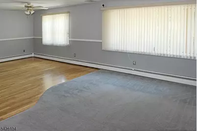 121 Leland Trail, Hopatcong, NJ 07843 - Photo 4
