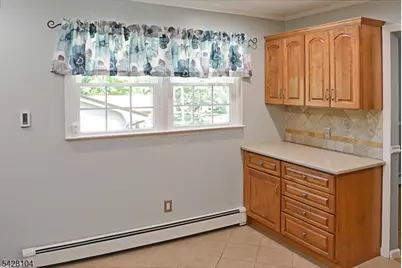 121 Leland Trail, Hopatcong, NJ 07843 - Photo 8