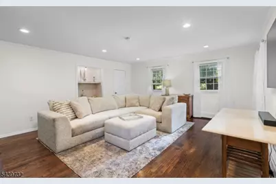 9 Parkwood Rd, Roxbury Township, NJ 07876 - Photo 14