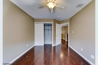 118 Barclay Dr, Nutley, NJ 07110 - Photo 16