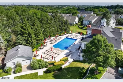 118 Barclay Dr, Nutley, NJ 07110 - Photo 26