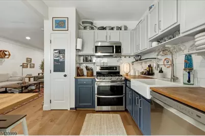 106 Barclay Dr, Nutley, NJ 07110 - Photo 14