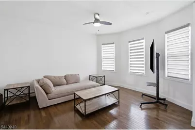 15 Prospect St, Clifton, NJ 07011 - Photo 4