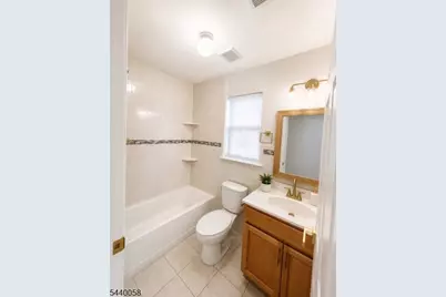 426 Marshall St, Elizabeth, NJ 07206 - Photo 8