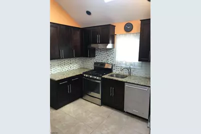 410 Lafayette Ave #2, Cliffside Park, NJ 07010 - Photo 1